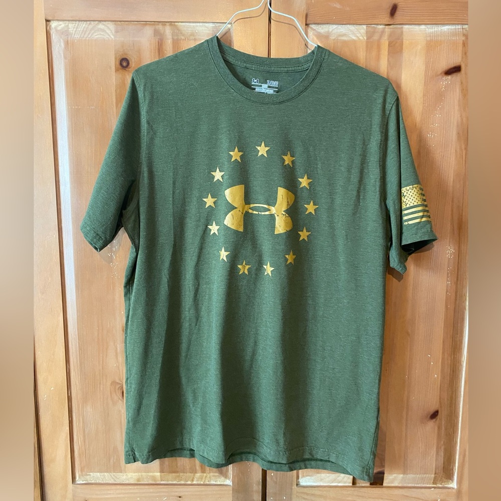 Under Armour Freedom Logo Short Sleeve Shirt - XL